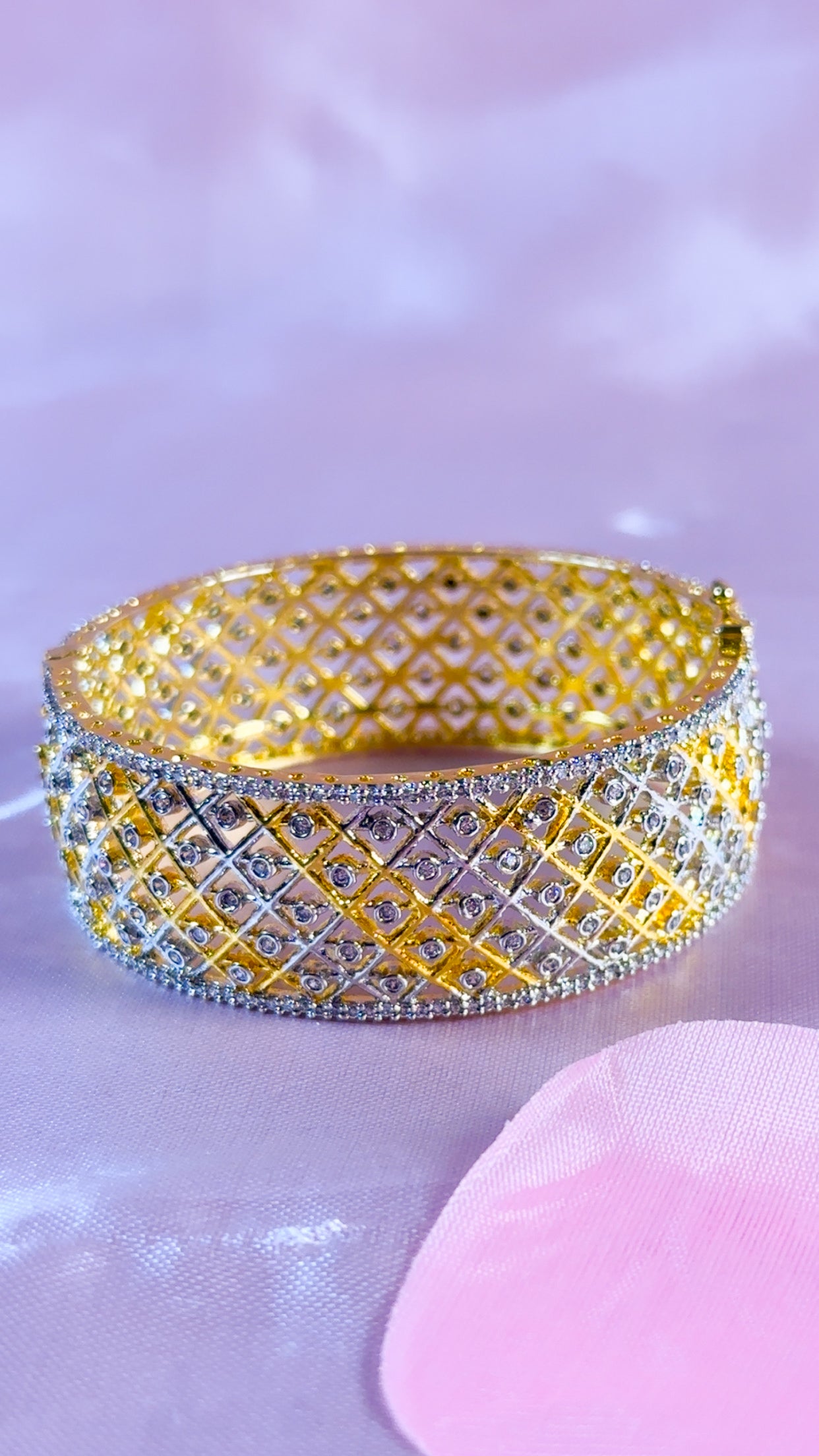 Lattice Kada (size 2.4 with hinge)