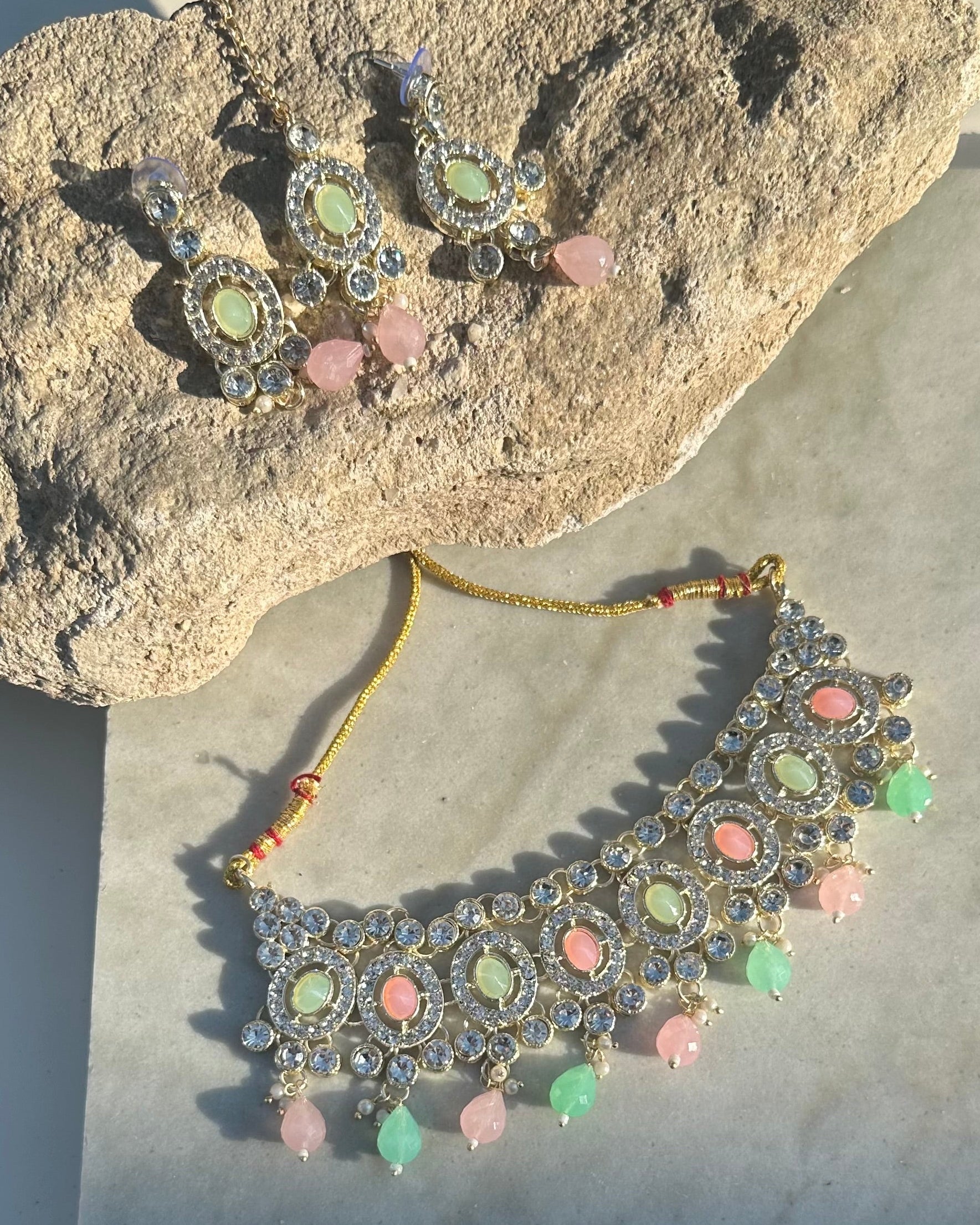 Light Green & Pink Choker Set