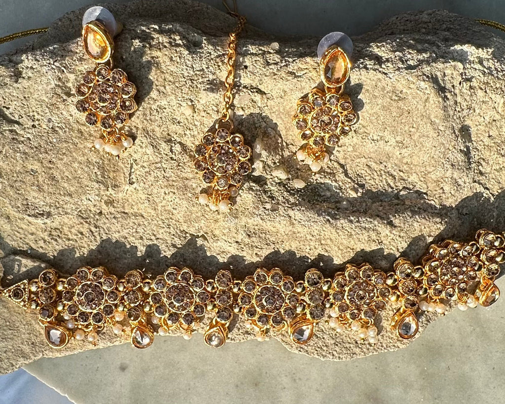Brown Choker Set