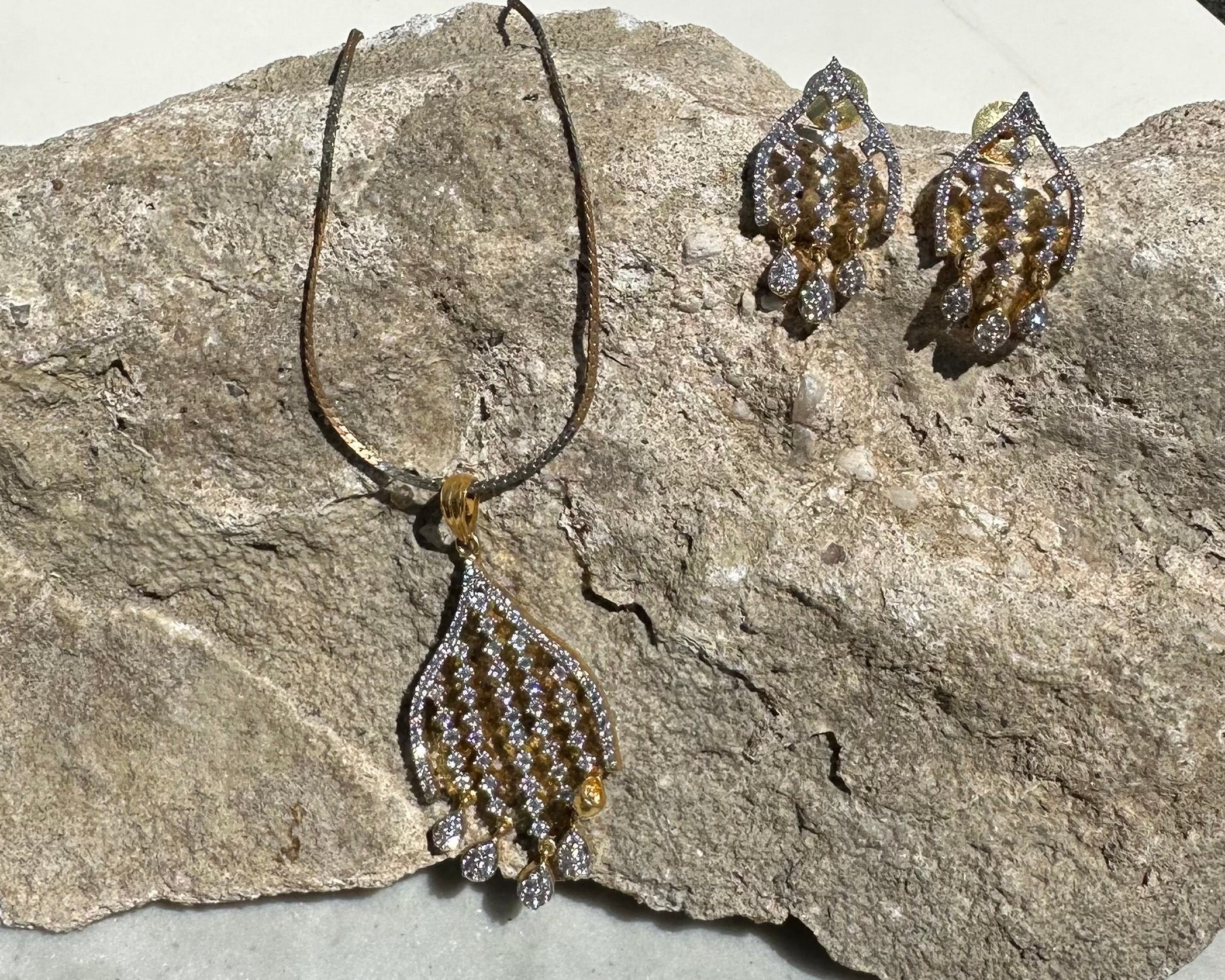 Waterfall Inspired Pendant Set
