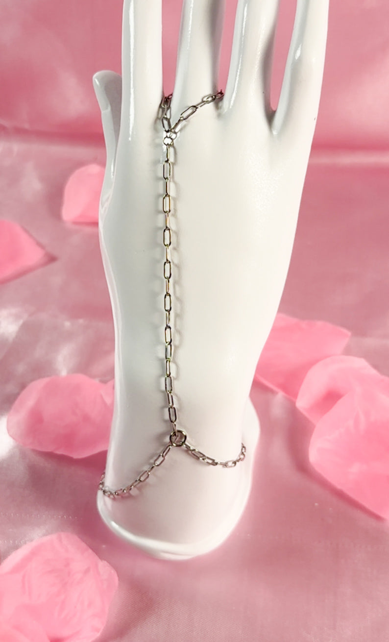 Tarun Hand Chain