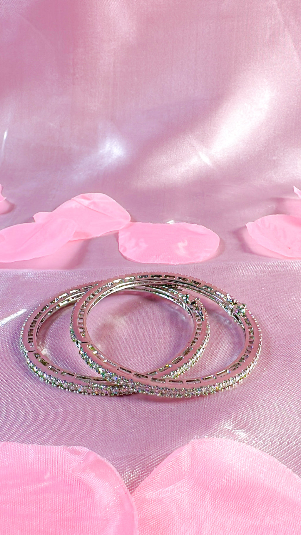 Halo bangle set (Size 2.4 with hinge)