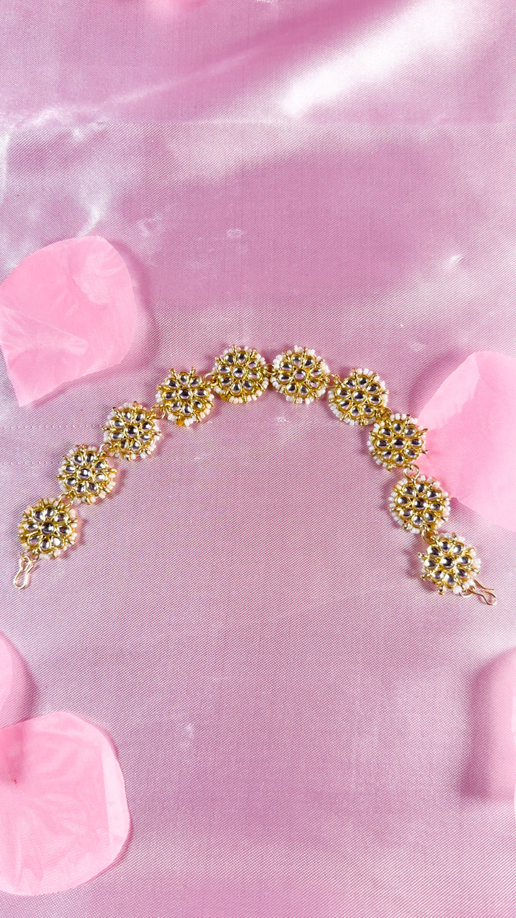Daisy Sheeshphool
