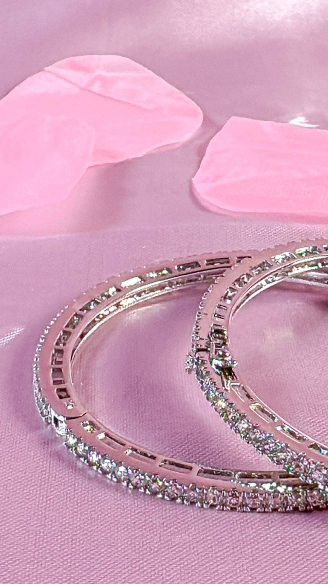 Halo bangle set (Size 2.4 with hinge)