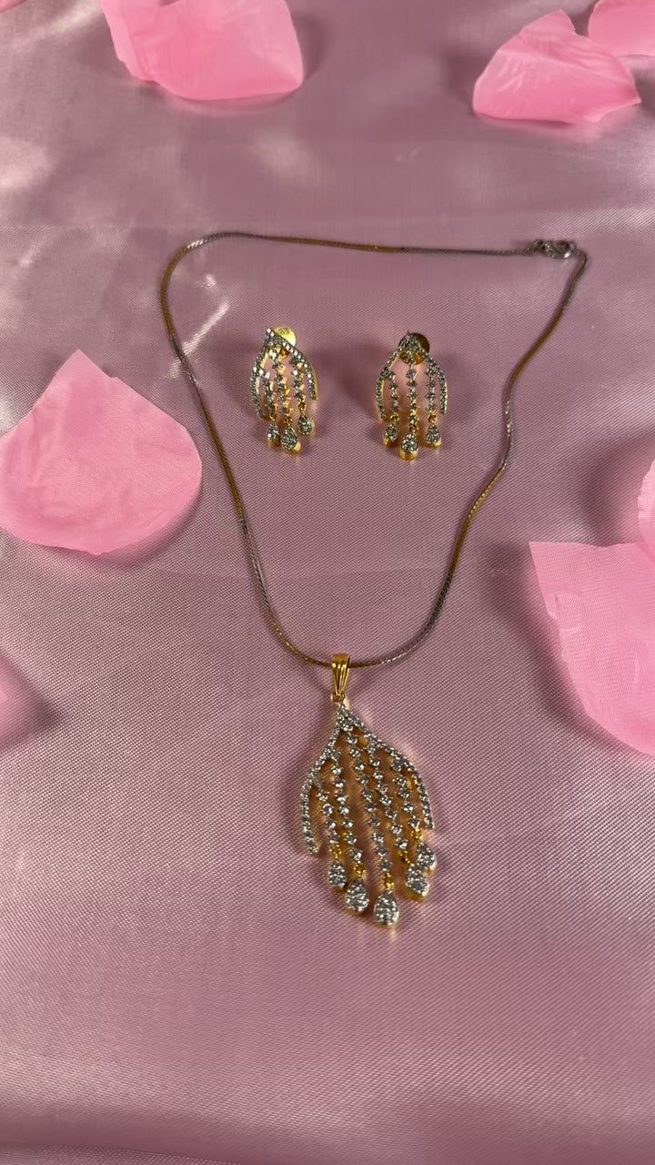 Waterfall Inspired Pendant Set